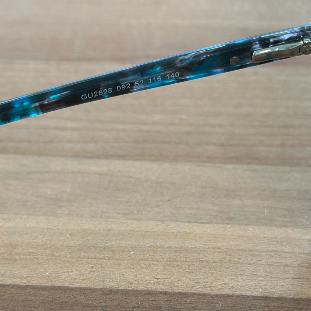 Guess Blue Turquoise Tortoise Black Frames - Picture 6 of 12